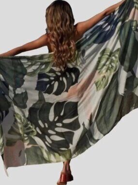 Virginia Wolf Multi Wear Wrap - Green and White Multicolor NTW